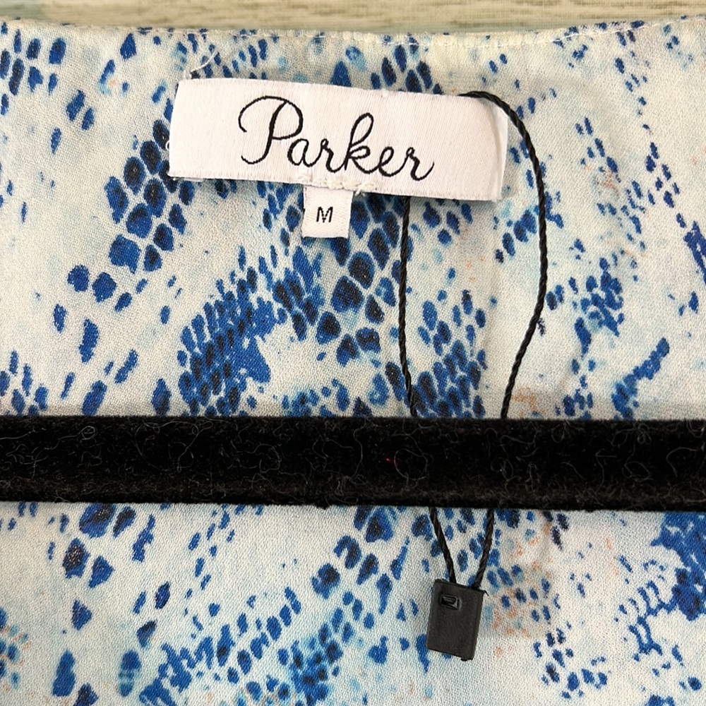 Parker Duncan Snakeskin Print Flutter Blouse - image 6